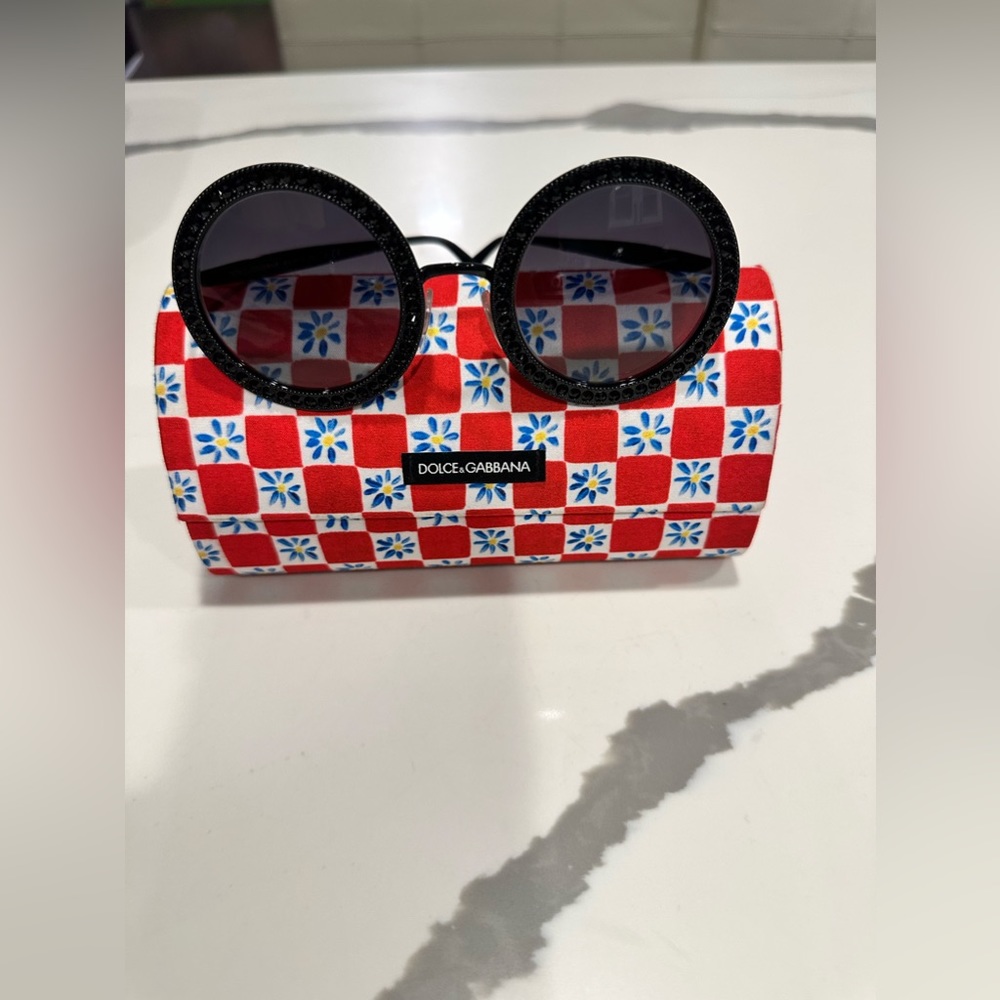 Dolce & Gabbana Sunglasses - Black